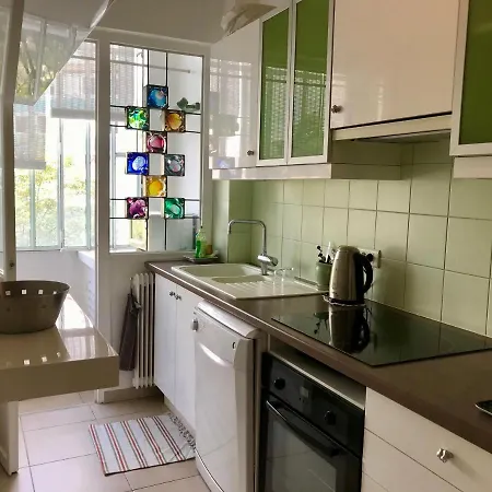 Standing-montparnasse Apartment